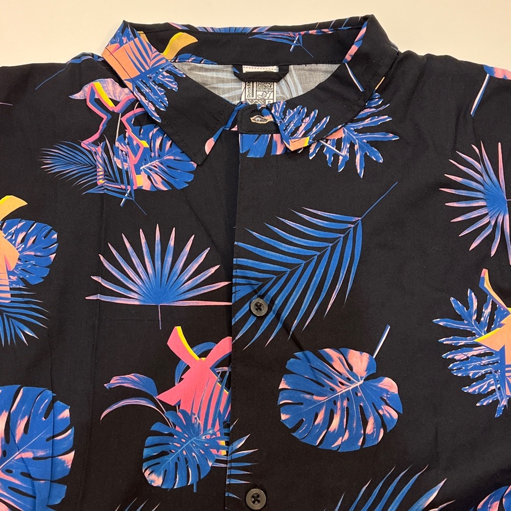 Dutch Bros button up short sleeve shirt. Brand new!